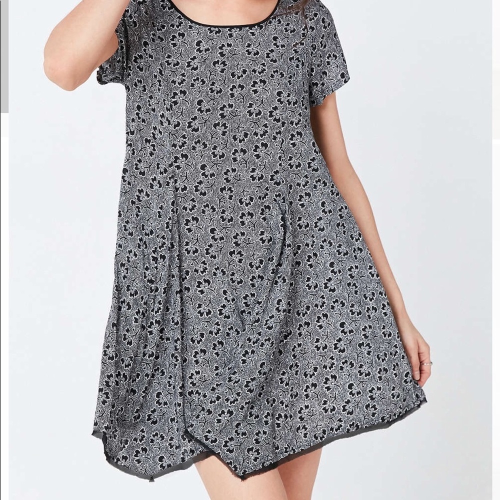 Silence + noise witchy t shirt dress